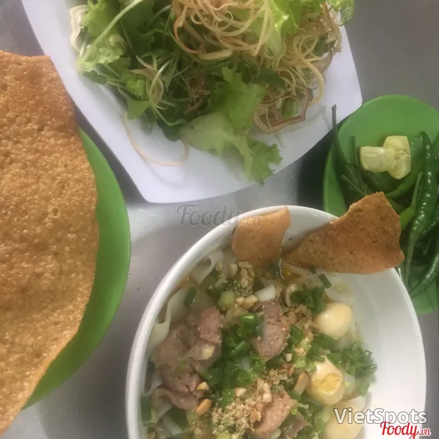 エビと豚肉のミークアン