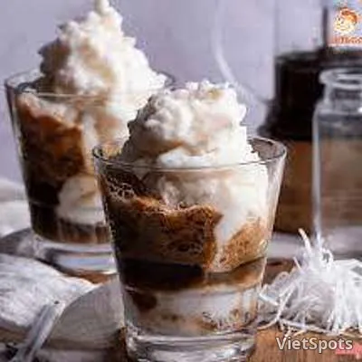 Iced Coconut Milk Coffee