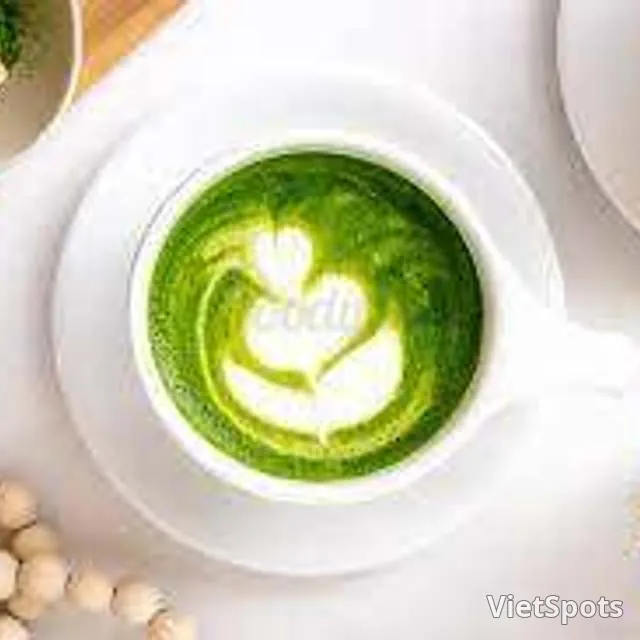 Iced Matcha Latte