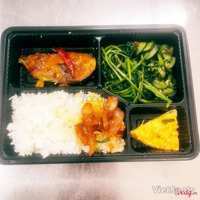 ข้าวปลาบาซาต้มเค็มหม้อดิน