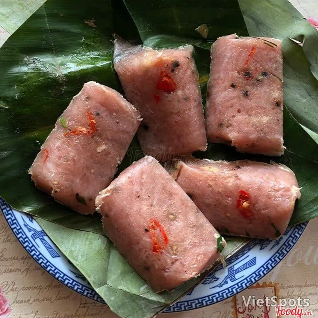แหนมเว้