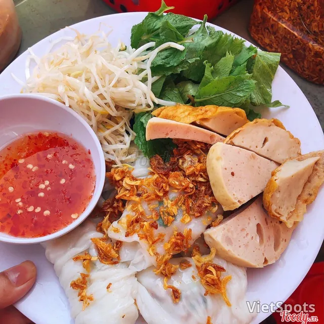 Special Bánh Cuốn (Steamed Rice Rolls)