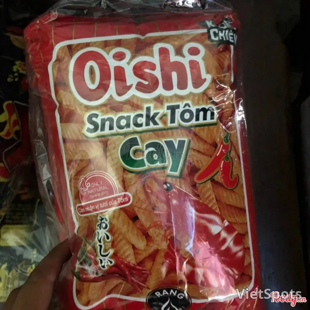 Snack oishi tôm cay