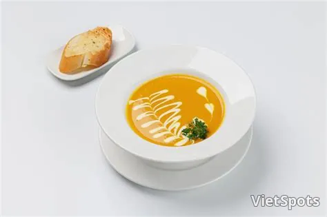 南瓜汤 + 蒜香黄油面包