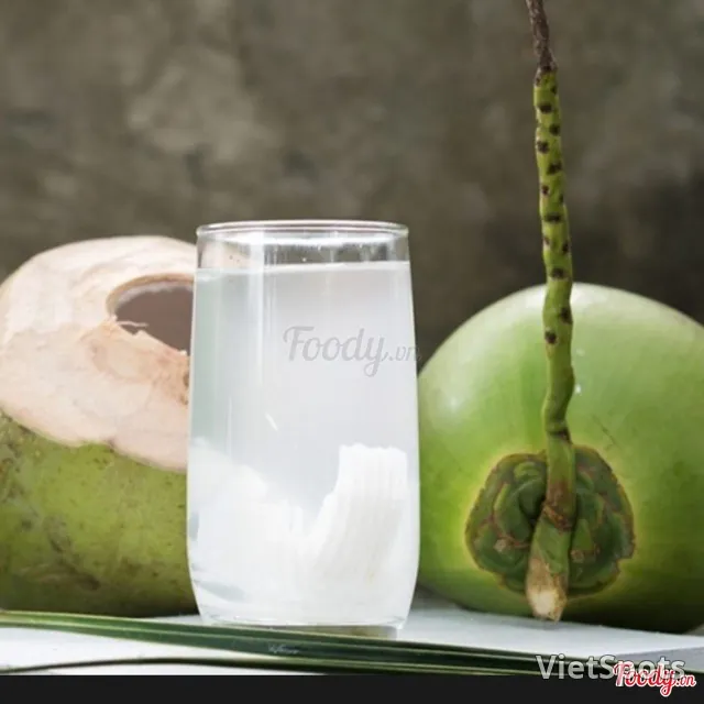 鲜椰子水+奇亚籽