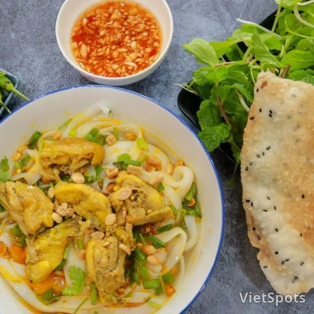หมี่กว่างพิเศษ