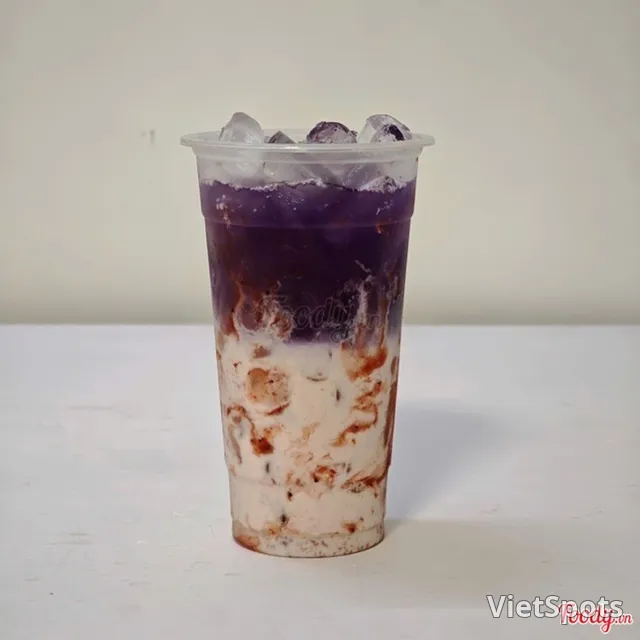 타로 딸기 라떼