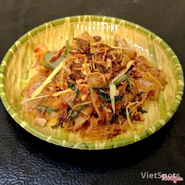 반짱 무침 (매운 마늘 사테)