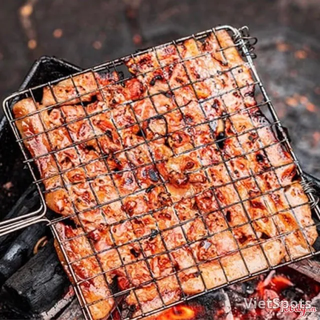 Мясо на решётке гриль