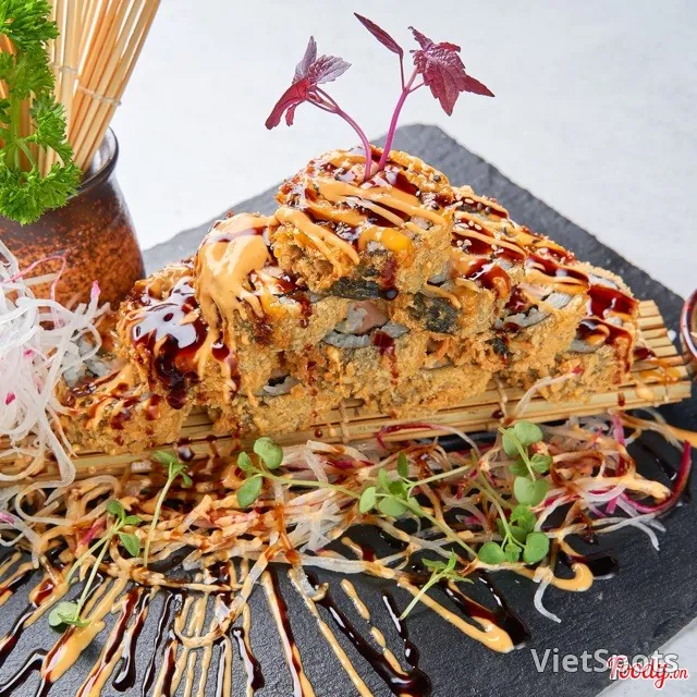 Cuộn chiên cá ngừ