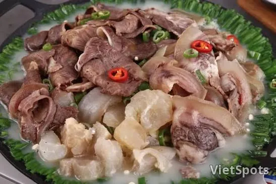 เนื้อวัวต้มรวม (กลาง)