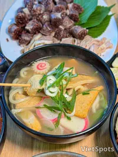 魚餅烏冬麵