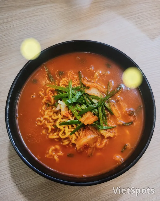 泡菜拉麵
