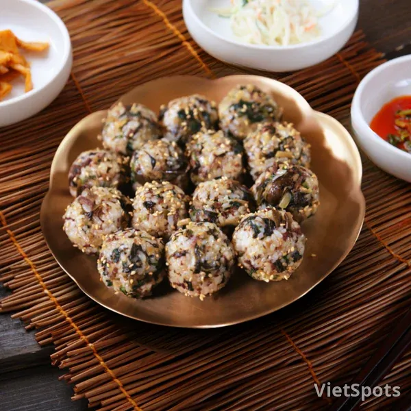 ข้าวปั้น (ไม่เผ็ด)