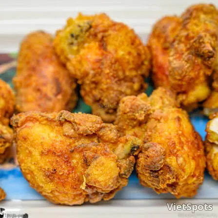 ไก่ทอดซอสกะหรี่