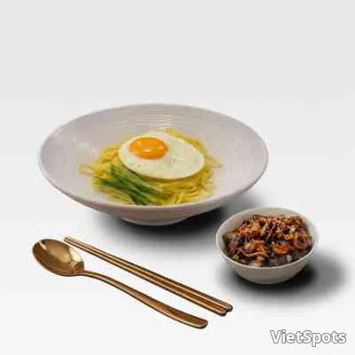A9 Жареная лапша с чёрными бобами (Канчачжан)