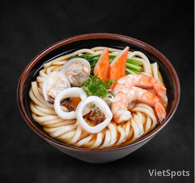 Seafood udon noodles