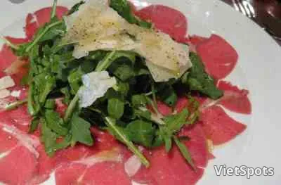 牛肉のカルパッチョ