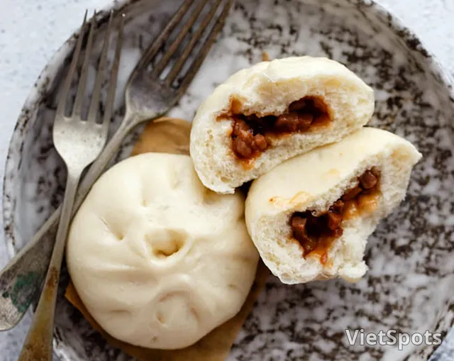 돼지고기 계란빵