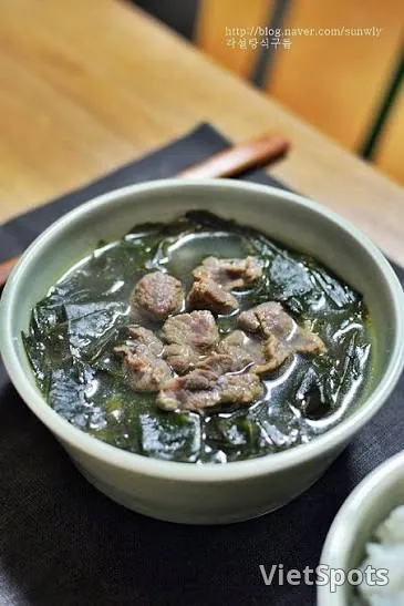Canh rong biển