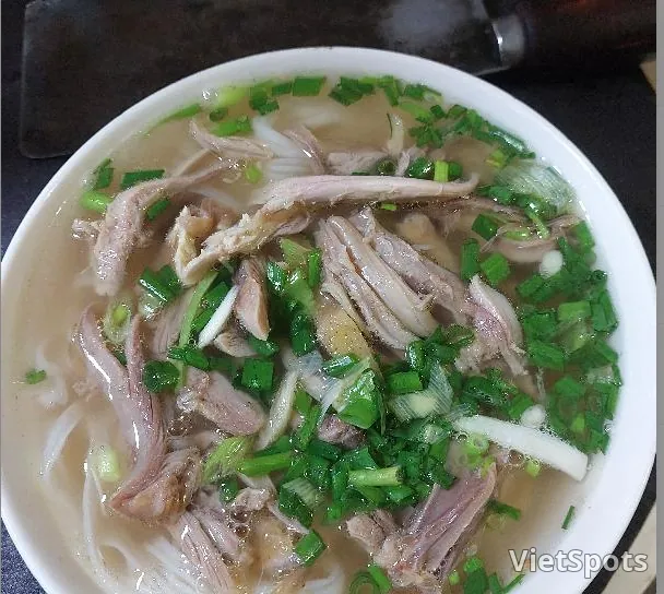 鸡肉河粉