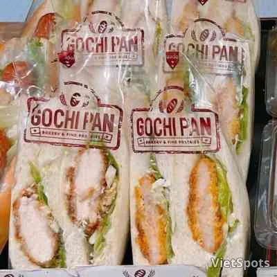 Sandwich Gà Chiên Giòn