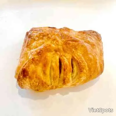 Bánh Sừng Bò Táo