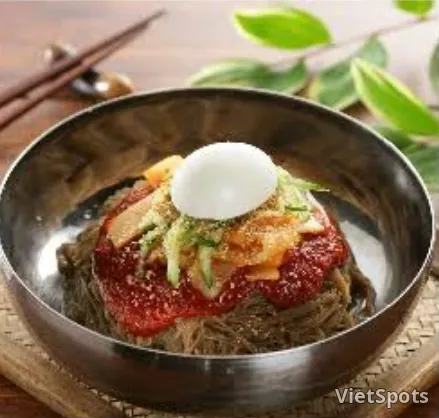 Spicy Mixed Noodles