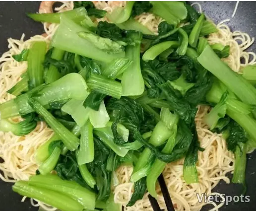 チンゲン菜焼きそば
