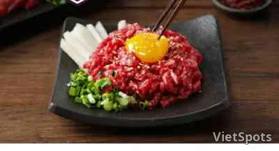 Gỏi bò sống