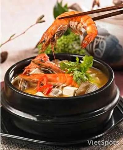 Canh đậu tương hải sản