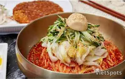 Mì trộn cay