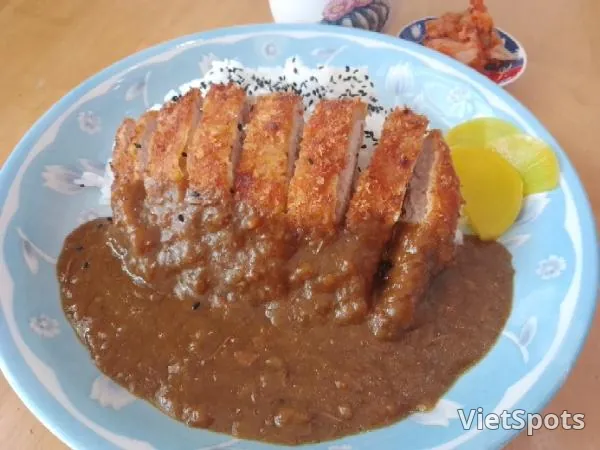 Cơm cà ri katsu