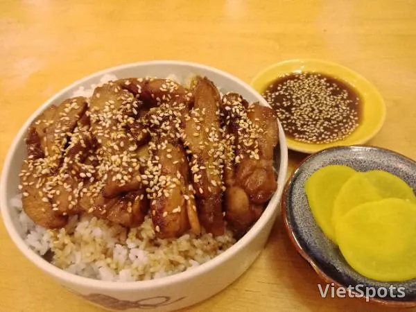 Cơm gà teriyaki
