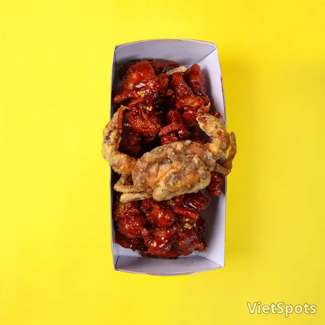 ปูนิ่มทอดกรอบ + ไก่แดงไร้กระดูก (ครึ่งตัว)