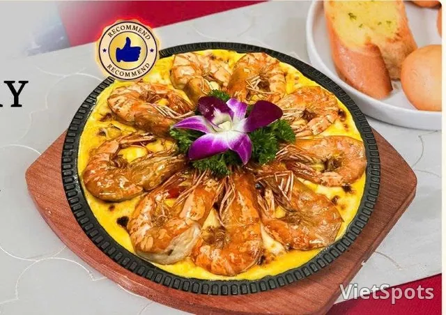 치즈를 넣어 구운 새우&갈릭브레드