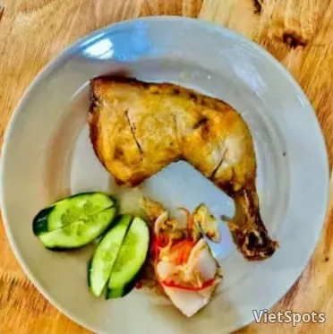 Đùi gà lớn (sốt mắm tỏi hoặc sốt xì dầu)
