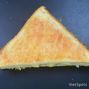 मेंताइको टोस्टेड सैंडविच (बिना अंडा)