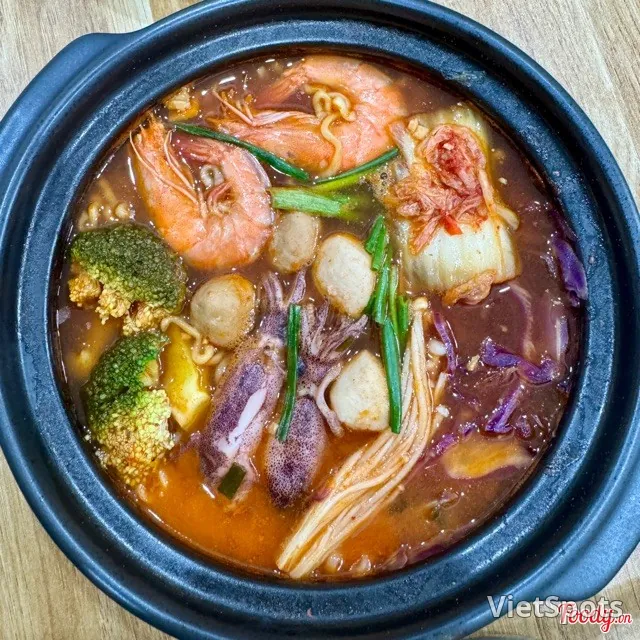 ピリ辛シーフード麺