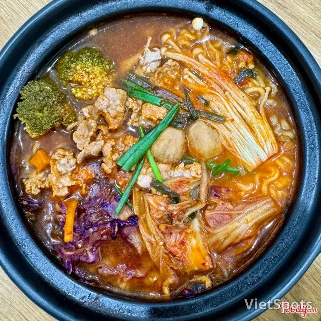辛キムチ牛肉麺
