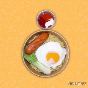 Spicy Dry Noodles with Sausage & Fried Egg