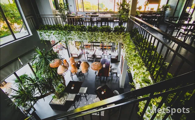 Son Tra Retreat - Garden Lounge & Eatery