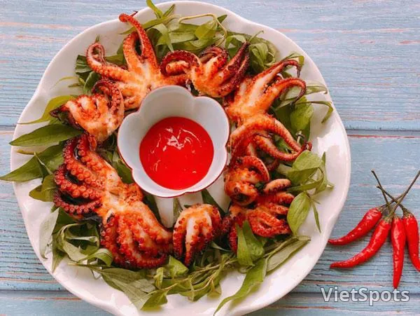 タコの丸焼き 発酵チリソース