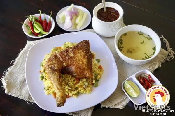 Cơm chiên Dương Châu + gà quay