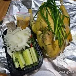 Gà hấp hành (nguyên con)