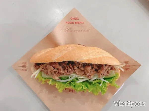 Bánh Mì Thịt Heo TL