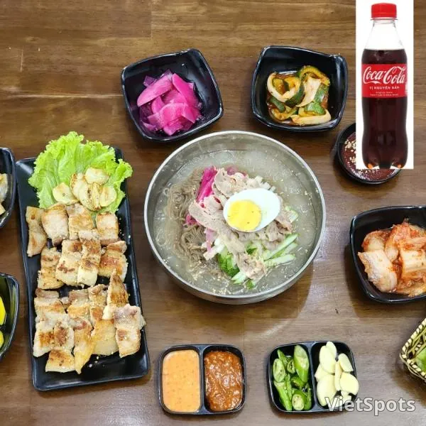 冷麵 + 五花肉200g (+可樂)