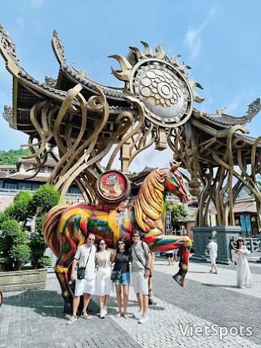 Từ Đà Nẵng: Tour Bà Nà Hills và Cầu Vàng trong ngày (kèm ăn trưa)