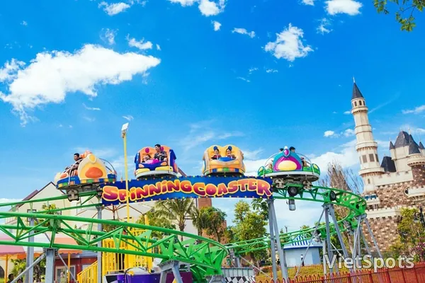 Từ Đà Nẵng: Tour VinWonders Nam Hội An cả ngày