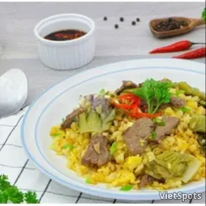 牛肉チャーハン